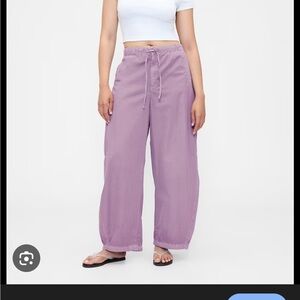 GAP Mid Rise Barrel Parachute Pants